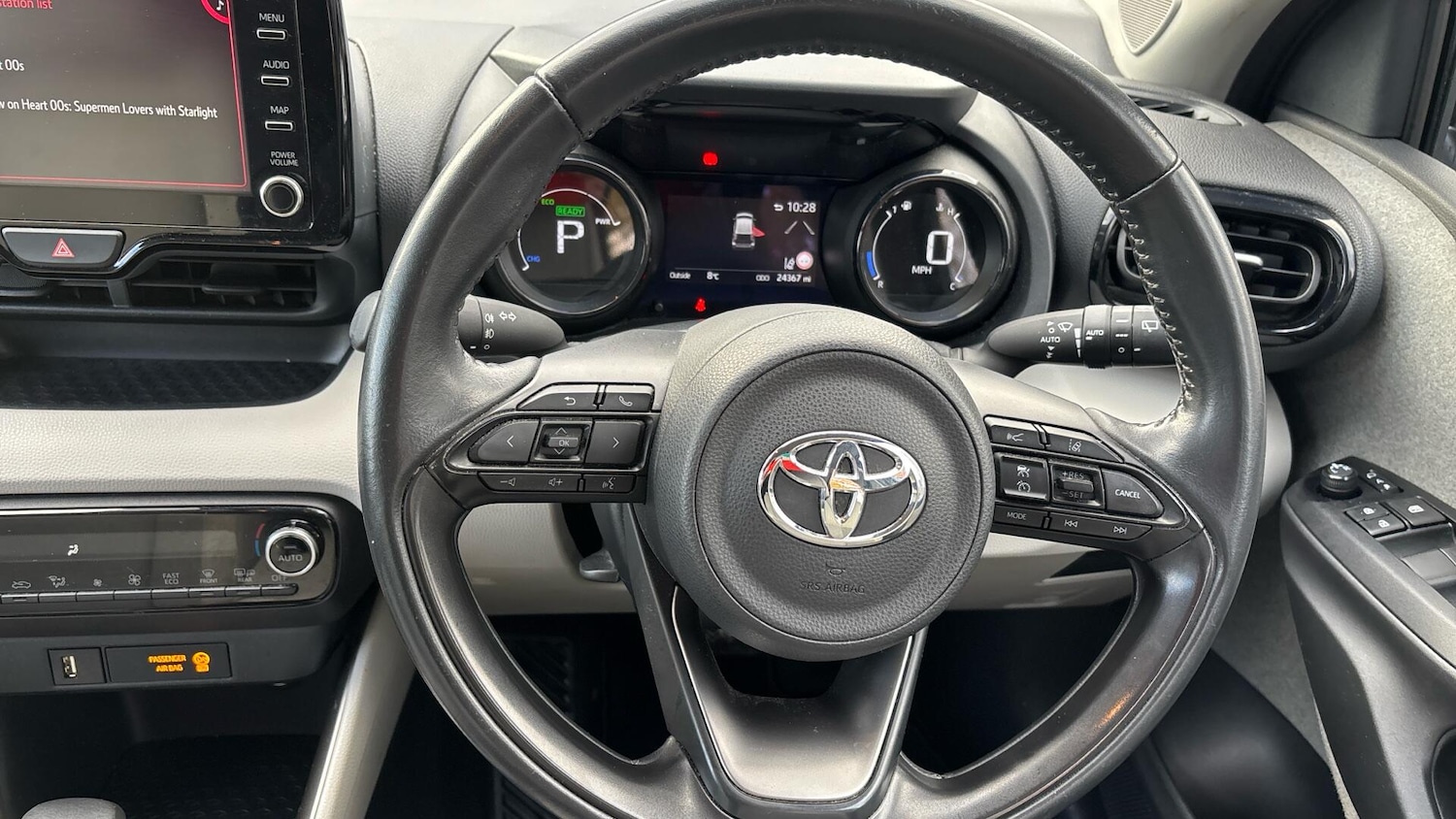 Used Toyota Yaris 2022 for sale - 76735309: Photo 8