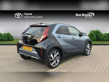 Used Toyota Aygo X 2024 for sale - 76965008: Photo