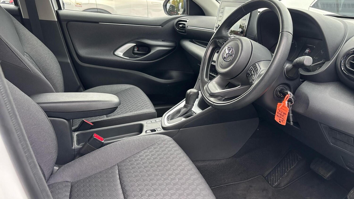 Used Toyota Yaris 2023 for sale - 76251445: Photo 11