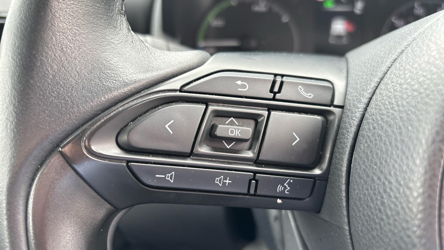 Used Toyota Yaris 2023 for sale - 76251445: Photo 25