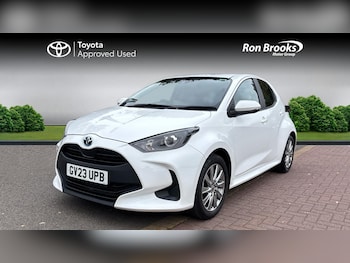 Used Toyota Yaris 2023 for sale - 76251445: Photo