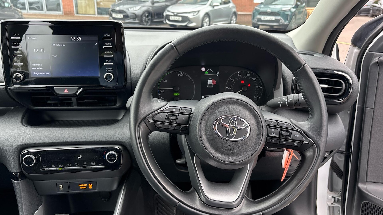 Used Toyota Yaris 2023 for sale - 76251445: Photo 8