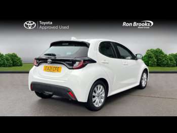 Used Toyota Yaris 2021 for sale - 74875032: Photo