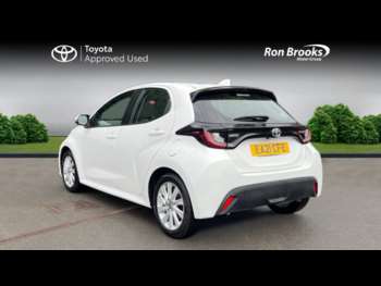 Used Toyota Yaris 2021 for sale - 74875032: Photo