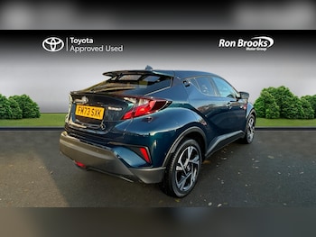 Used Toyota C-HR 2023 for sale - 76752837: Photo