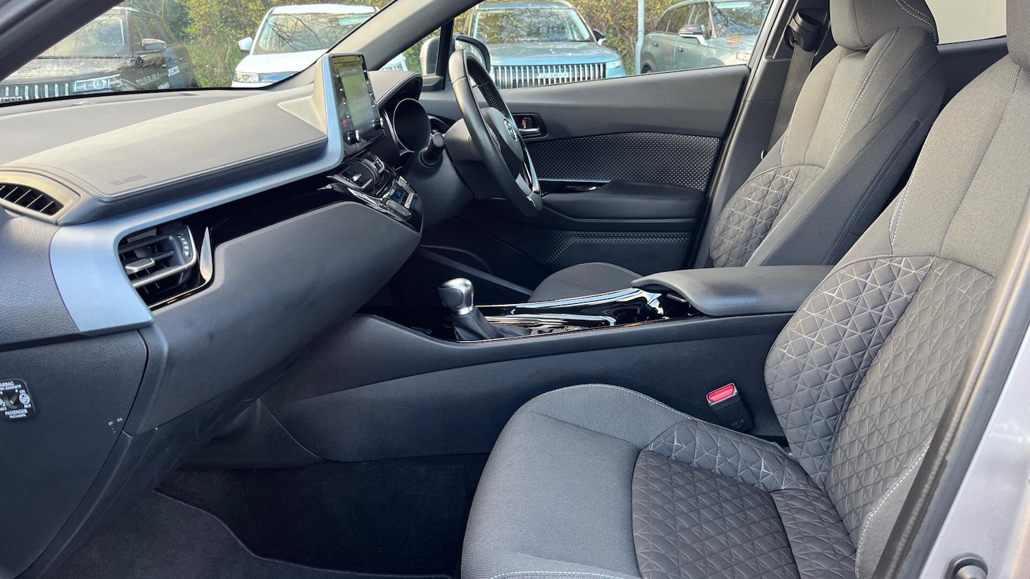 Used Toyota C-HR 2021 for sale - 76735310: Photo 10