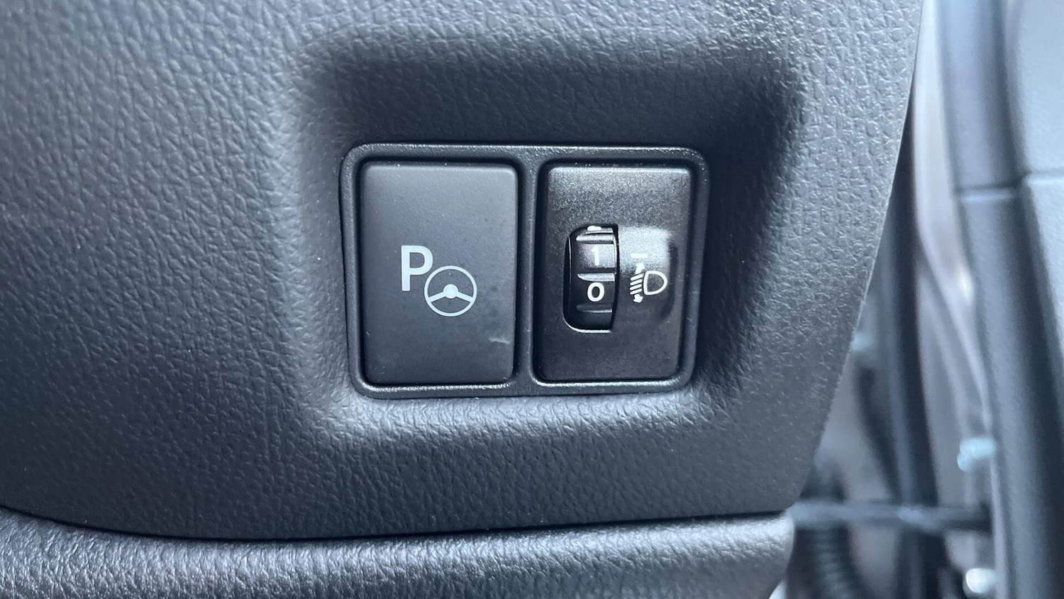 Used Toyota C-HR 2021 for sale - 76735310: Photo 20