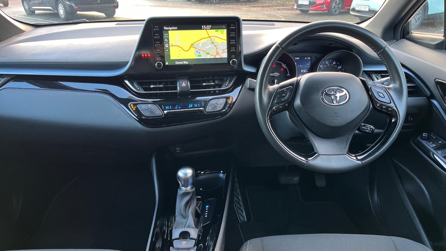 Used Toyota C-HR 2021 for sale - 76735310: Photo 5