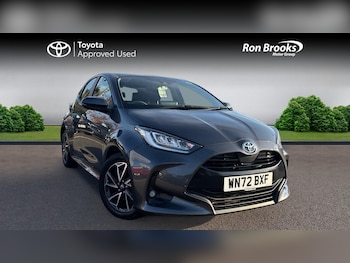 Used Toyota Yaris 2022 for sale - 76251302: Photo