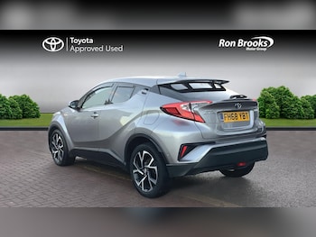 Used Toyota C-HR 2019 for sale - 76997219: Photo