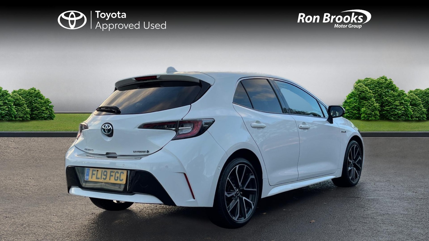 Used Toyota Corolla 2019 for sale - 76823592: Photo 2