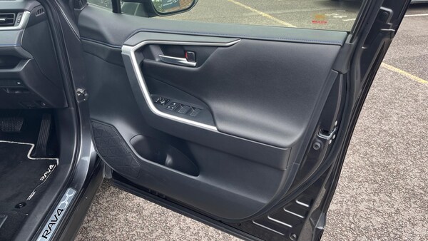 Used Toyota RAV4 2022 for sale - 75634722: Photo 24
