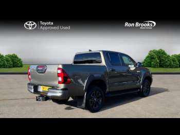 Used Toyota Hilux 2023 for sale - 73883095: Photo
