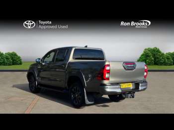 Used Toyota Hilux 2023 for sale - 73883095: Photo