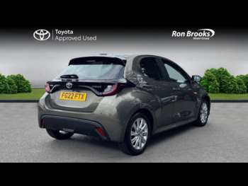 Used Toyota Yaris 2022 for sale - 74934746: Photo