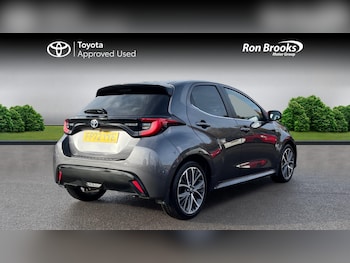 Used Toyota Yaris 2023 for sale - 76446889: Photo