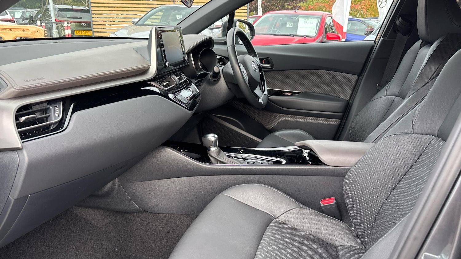 Used Toyota C-HR 2021 for sale - 76109302: Photo 10
