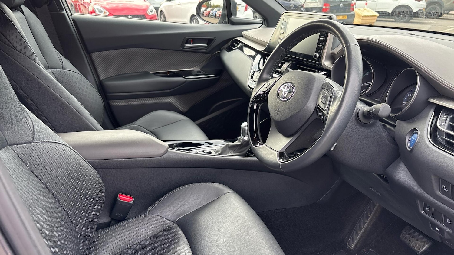 Used Toyota C-HR 2021 for sale - 76109302: Photo 11