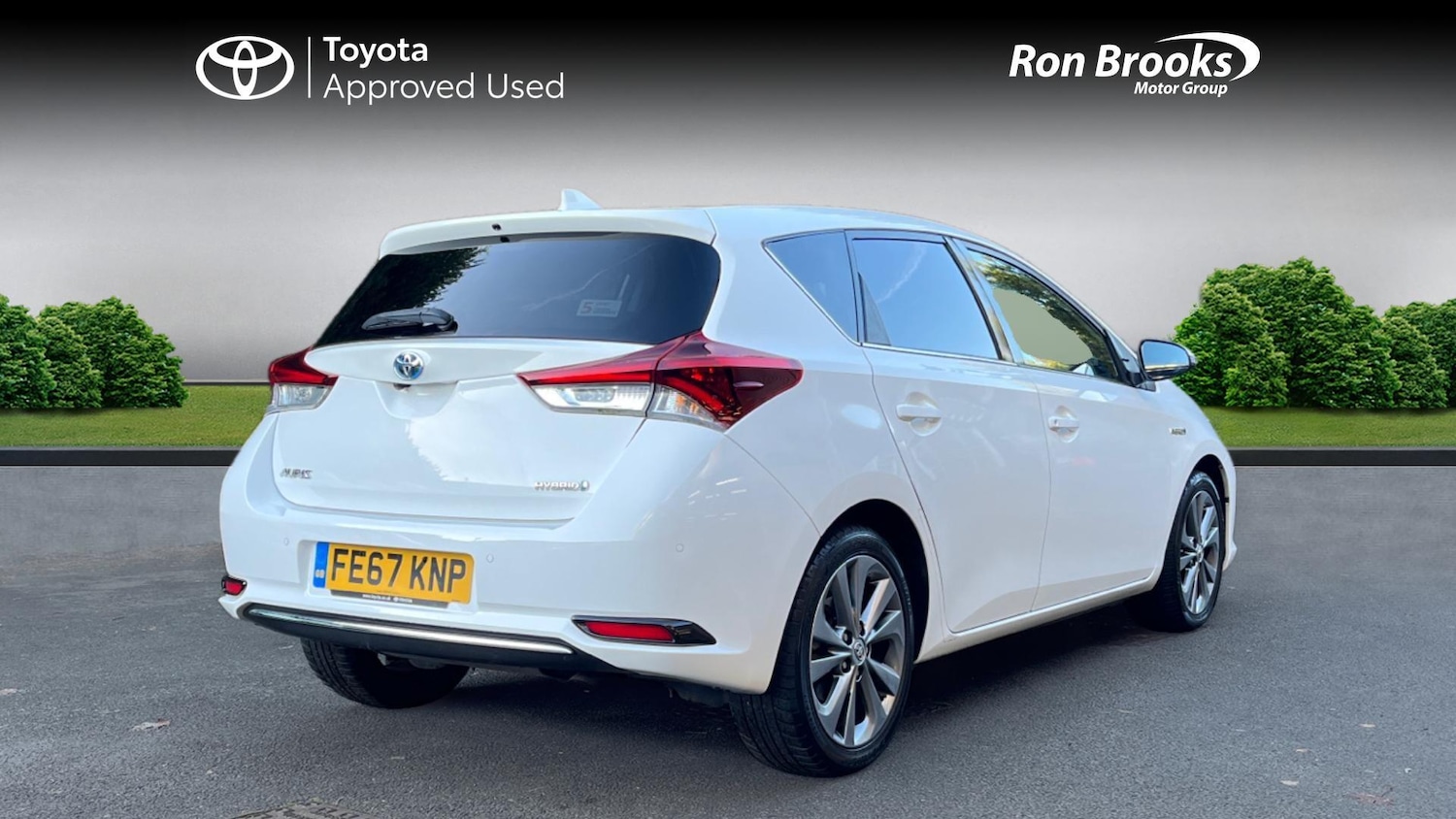 Used Toyota Auris 2017 for sale - 76735102: Photo 2