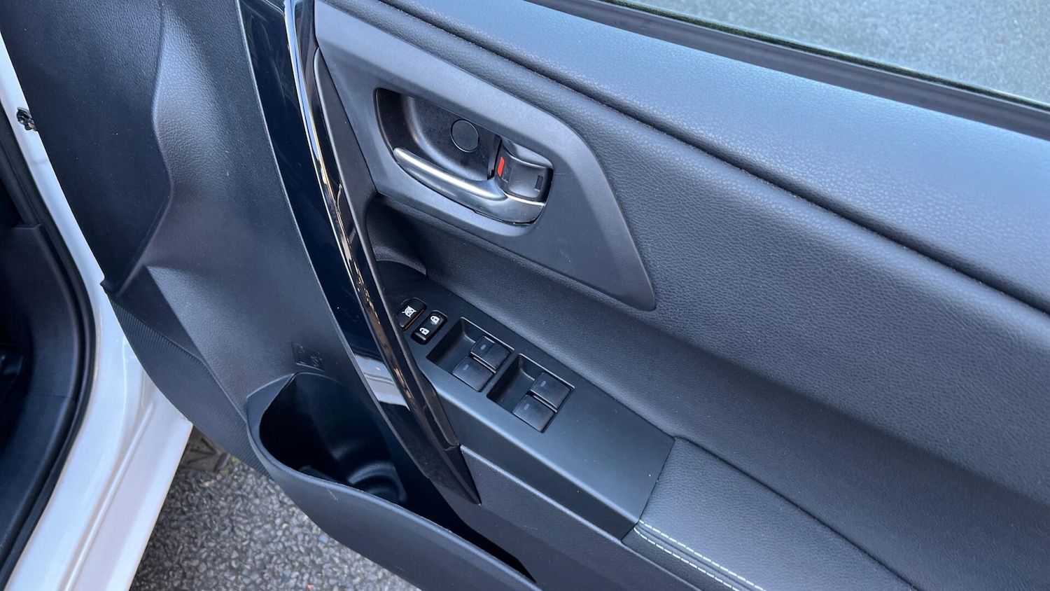 Used Toyota Auris 2017 for sale - 76735102: Photo 24