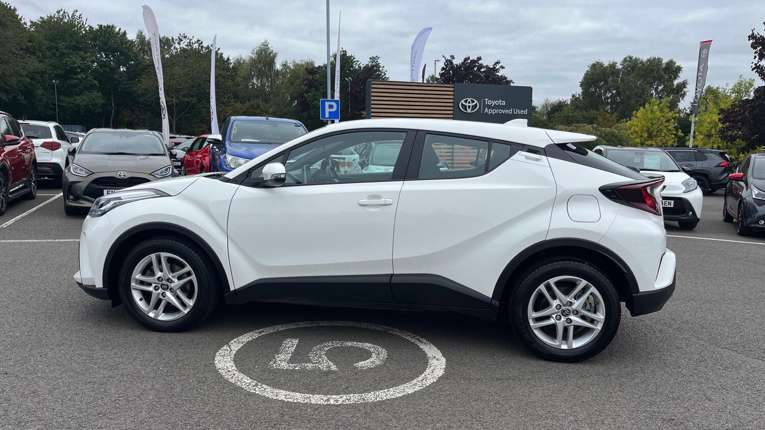 Used Toyota C-HR 2023 for sale - 75647115: Photo 17