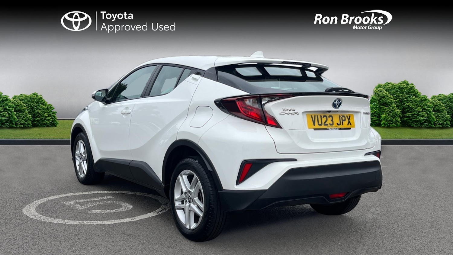 Used Toyota C-HR 2023 for sale - 75647115: Photo 4