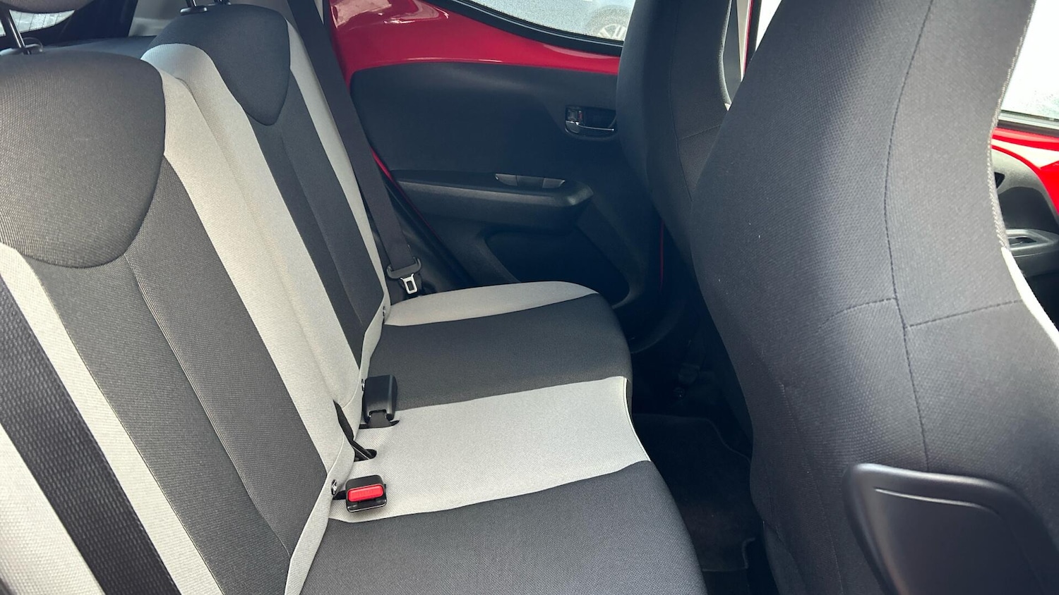 Used Toyota AYGO 2018 for sale - 77015742: Photo 12