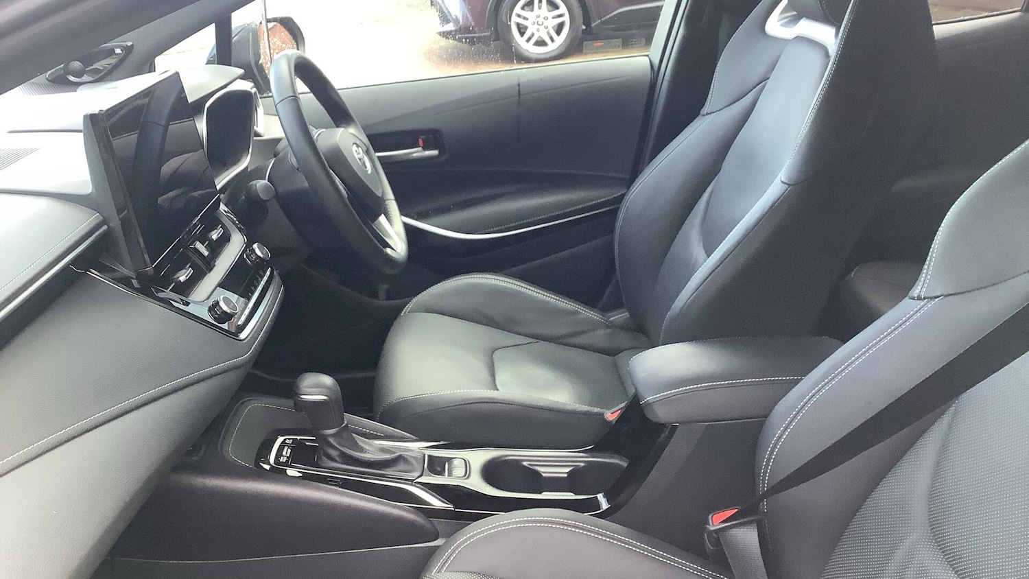 Used Toyota Corolla 2024 for sale - 76823819: Photo 10