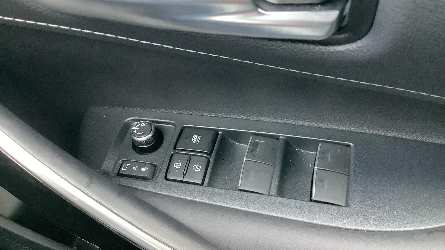 Used Toyota Corolla 2024 for sale - 76823819: Photo 24