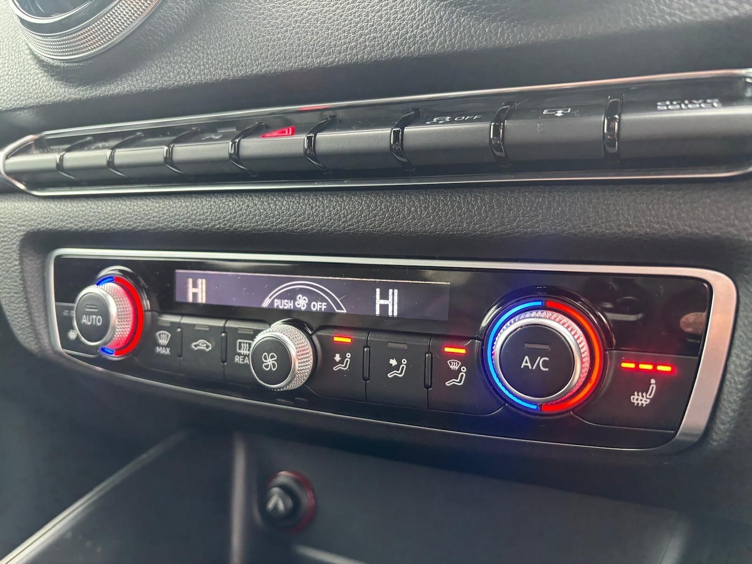 Used Audi A3 2014 for sale - 76658118: Photo 5