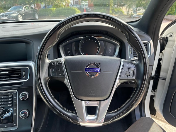 Used Volvo S60 2017 for sale - 74946108: Photo 8
