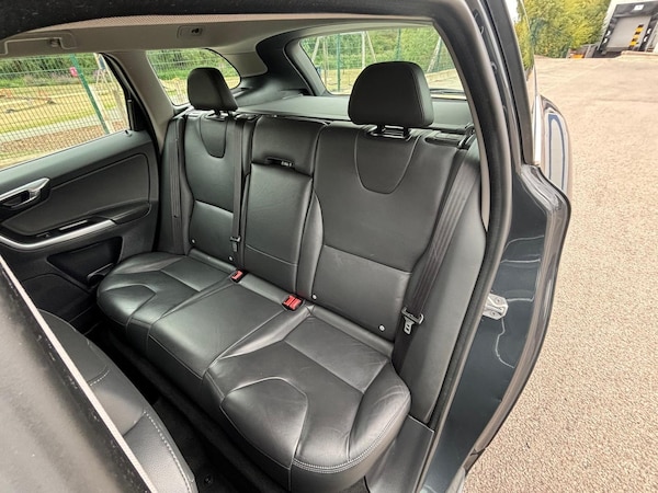 Used Volvo XC60 2017 for sale - 75646563: Photo 18