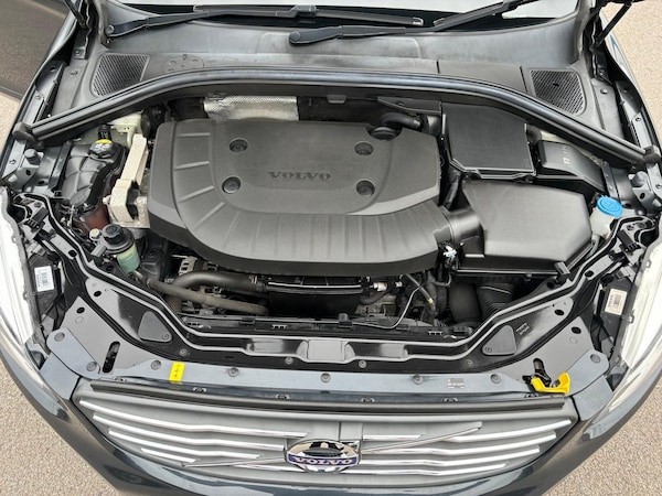 Used Volvo XC60 2017 for sale - 75646563: Photo 37