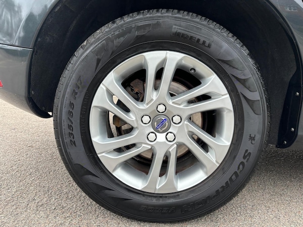 Used Volvo XC60 2017 for sale - 75646563: Photo 38