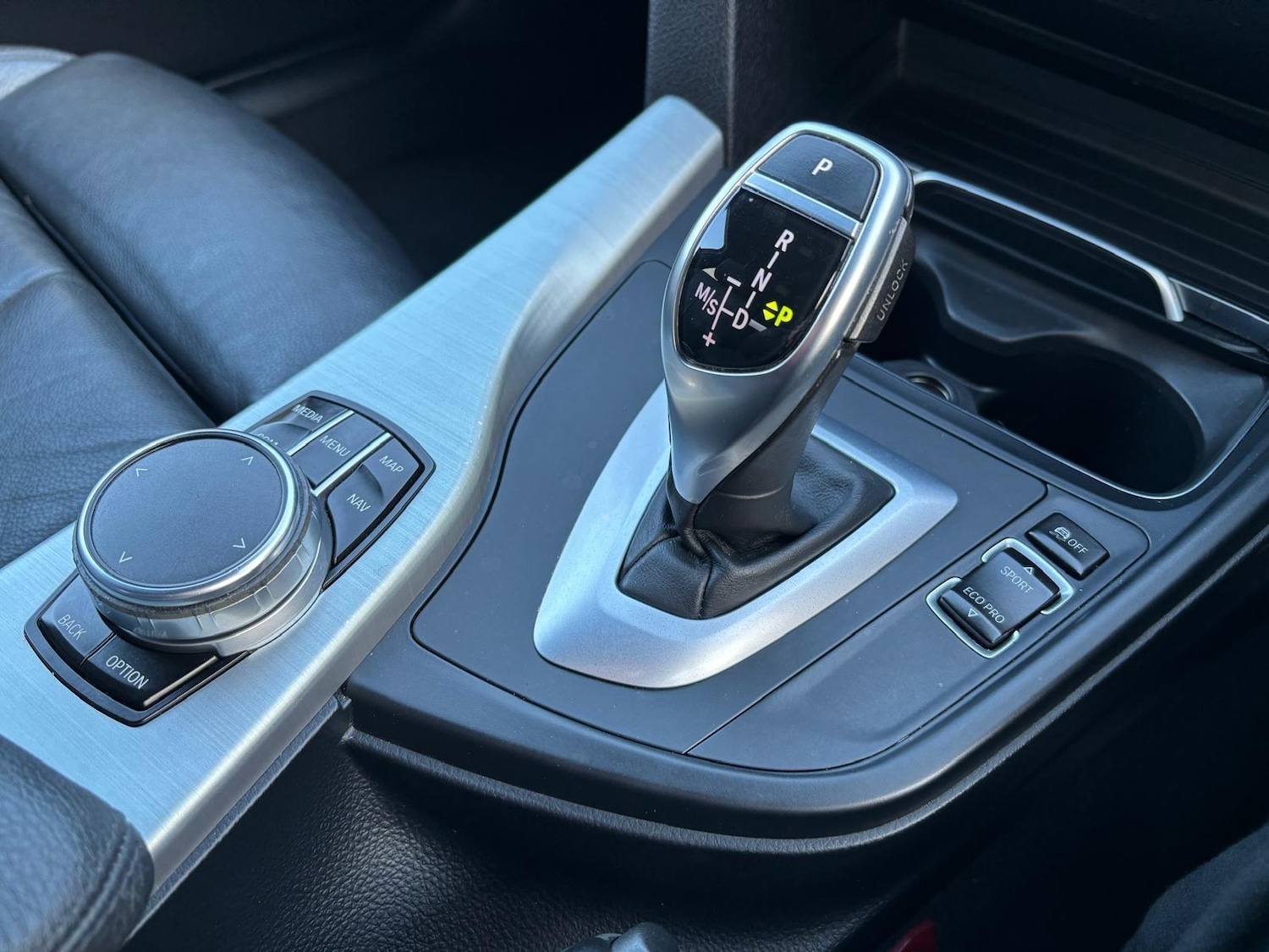 Used BMW 3 Series 2017 for sale - 77925373: Photo 12