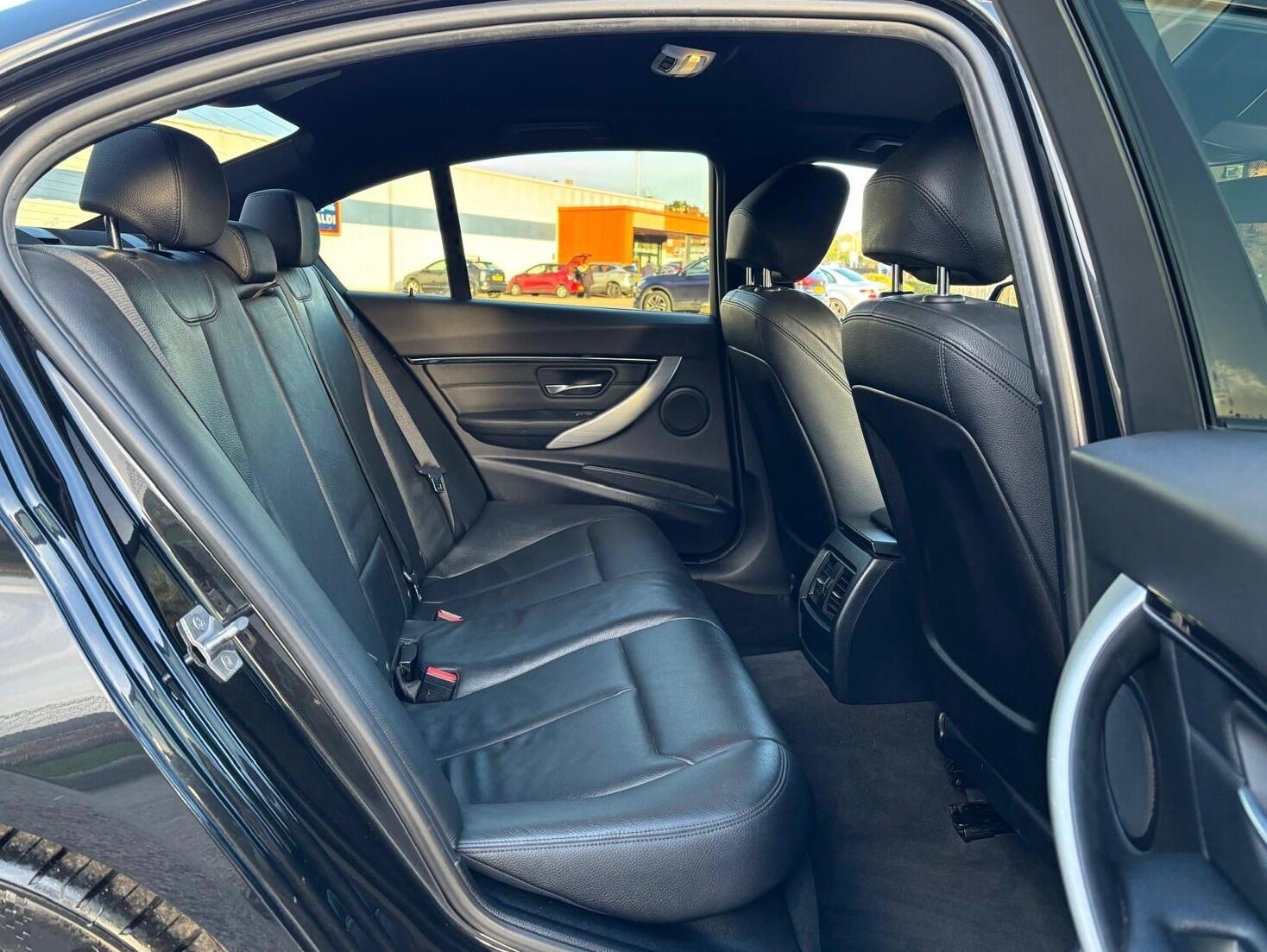 Used BMW 3 Series 2017 for sale - 77925373: Photo 18