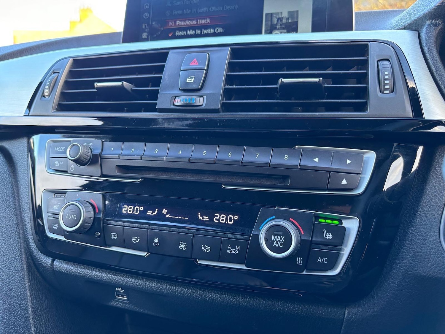 Used BMW 3 Series 2017 for sale - 77925373: Photo 36