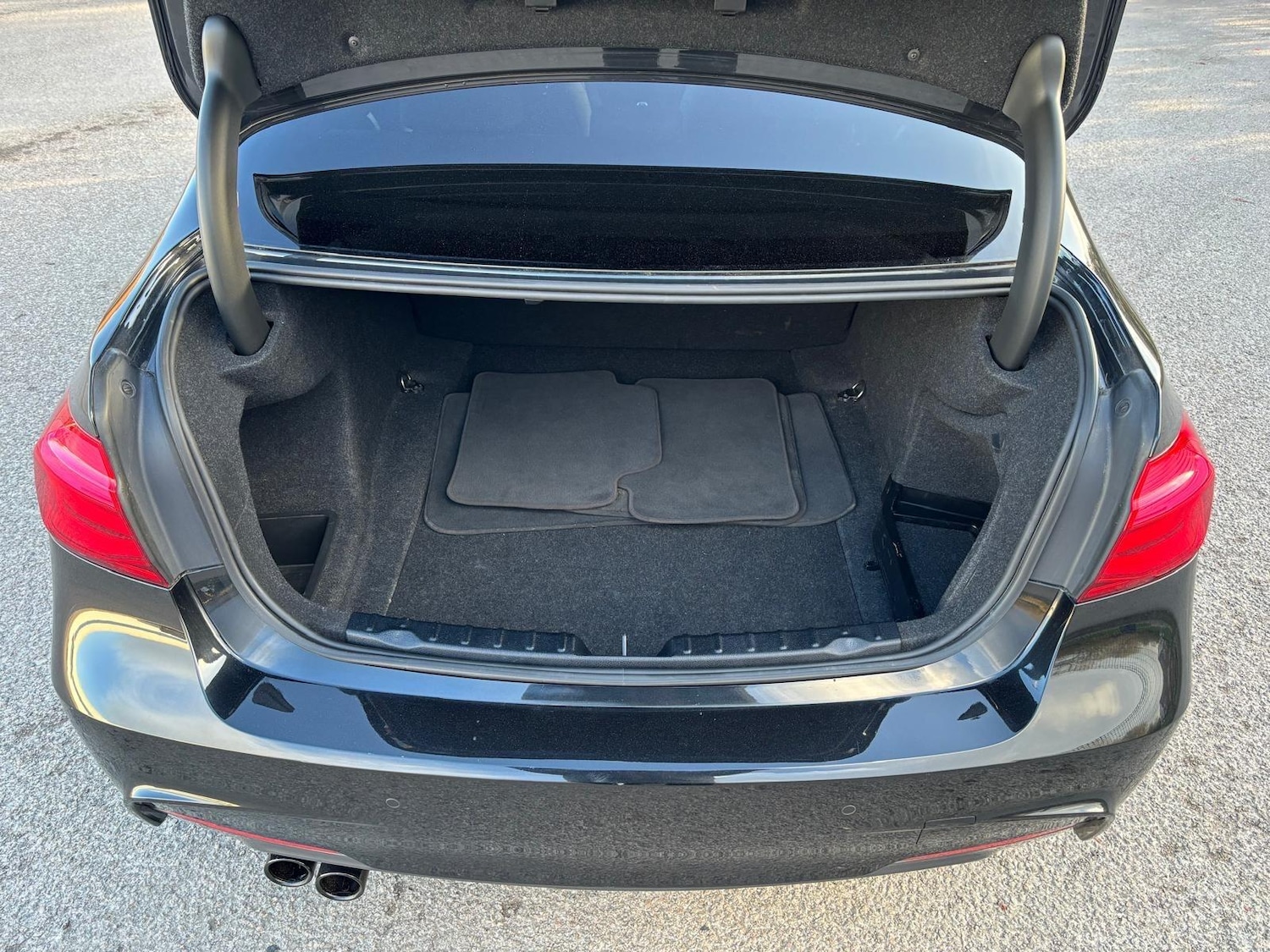 Used BMW 3 Series 2017 for sale - 77925373: Photo 50