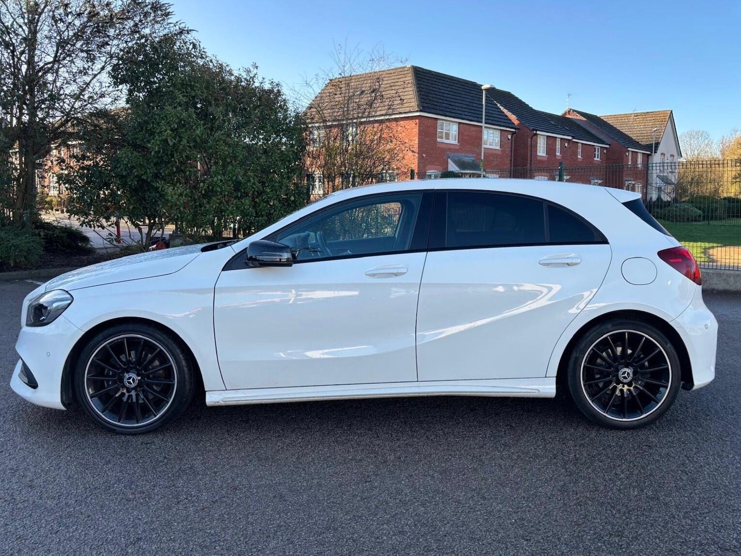 Used Mercedes-Benz A-Class 2017 for sale - 76801416: Photo 2