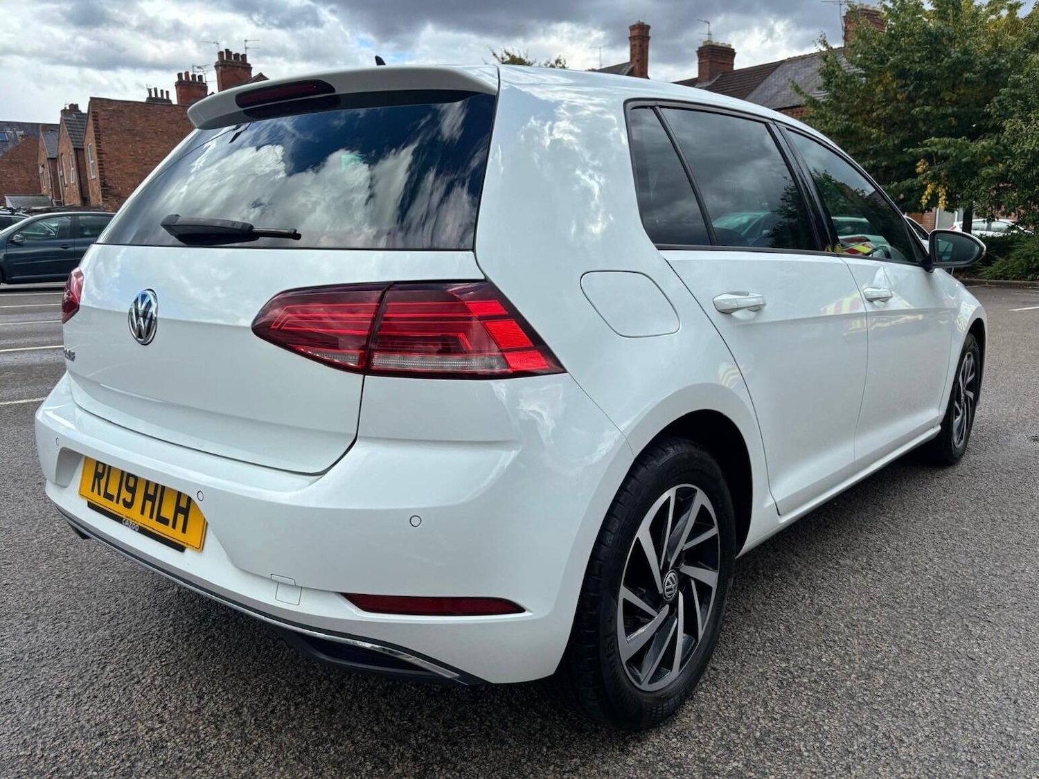 Used Volkswagen Golf 2019 for sale - 76988997: Photo 25