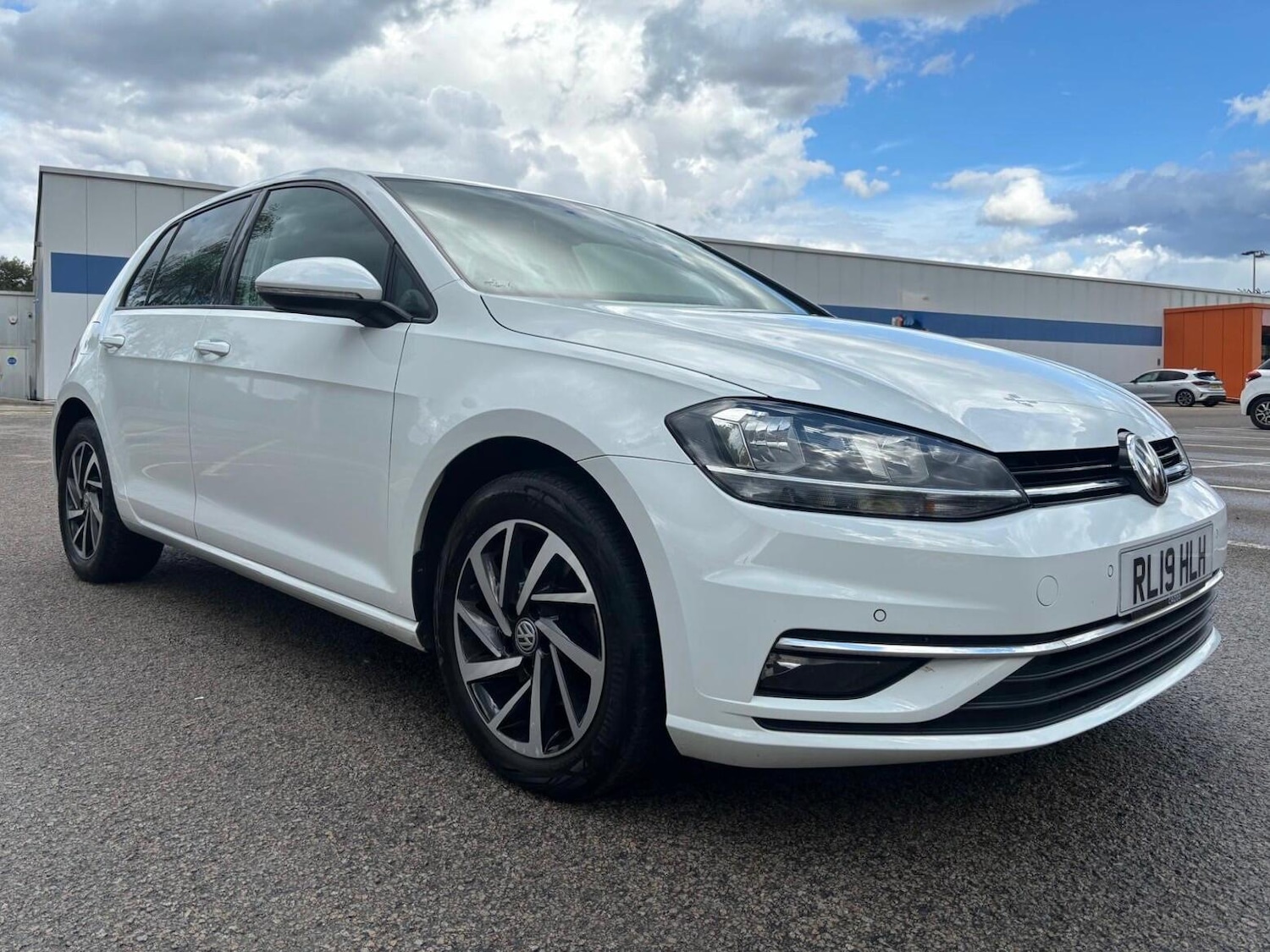 Used Volkswagen Golf 2019 for sale - 76988997: Photo 27
