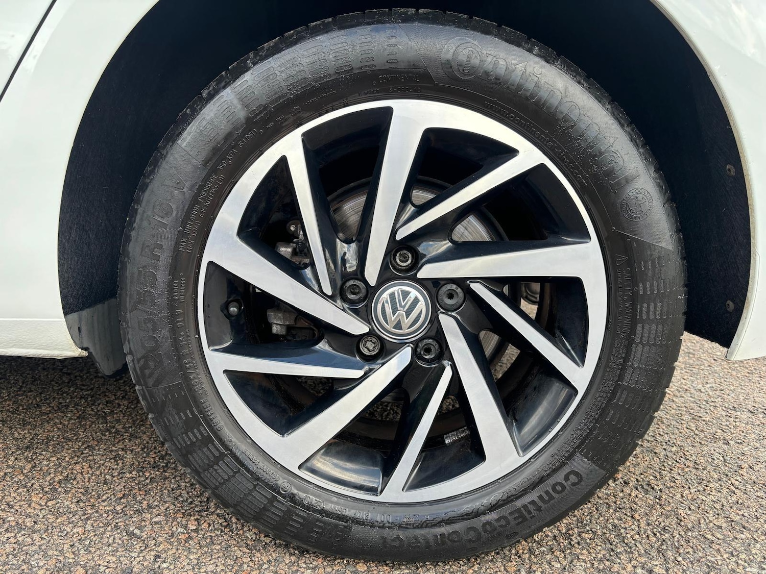 Used Volkswagen Golf 2019 for sale - 76988997: Photo 31