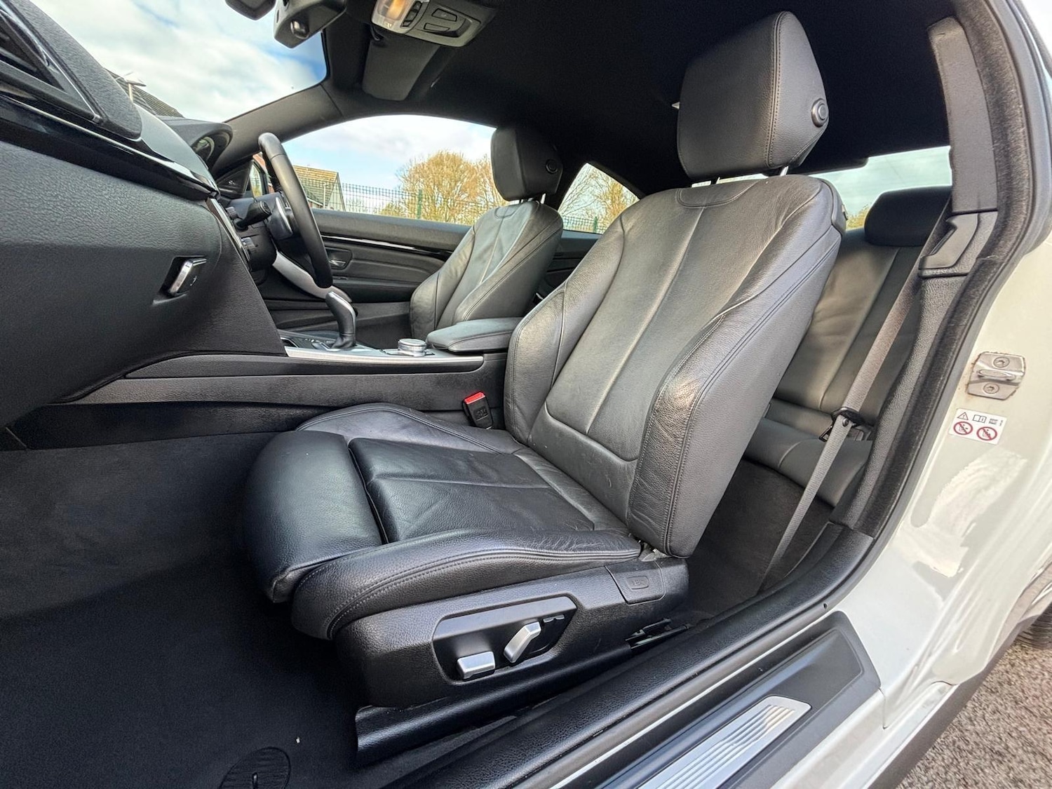 Used BMW 4 Series 2017 for sale - 76632787: Photo 32