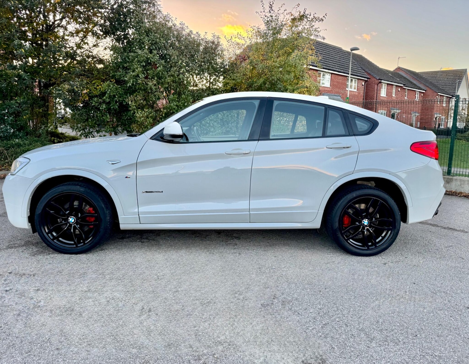 Used BMW X4 2017 for sale - 76996615: Photo 2