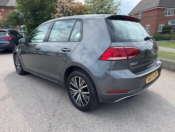Used Volkswagen Golf 2017 for sale - 78528874: Photo