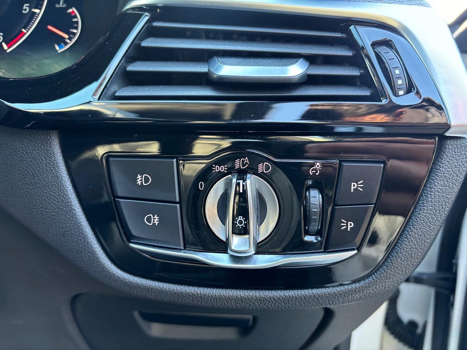 Used BMW 5 Series 2019 for sale - 77097759: Photo 29