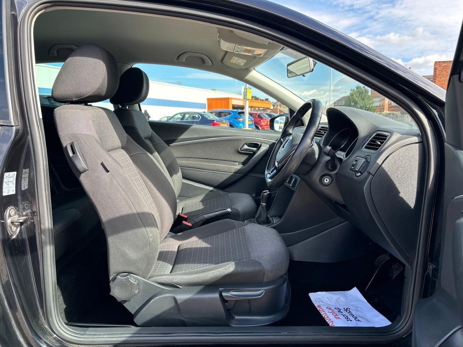 Used Volkswagen Polo 2015 for sale - 78205311: Photo 15