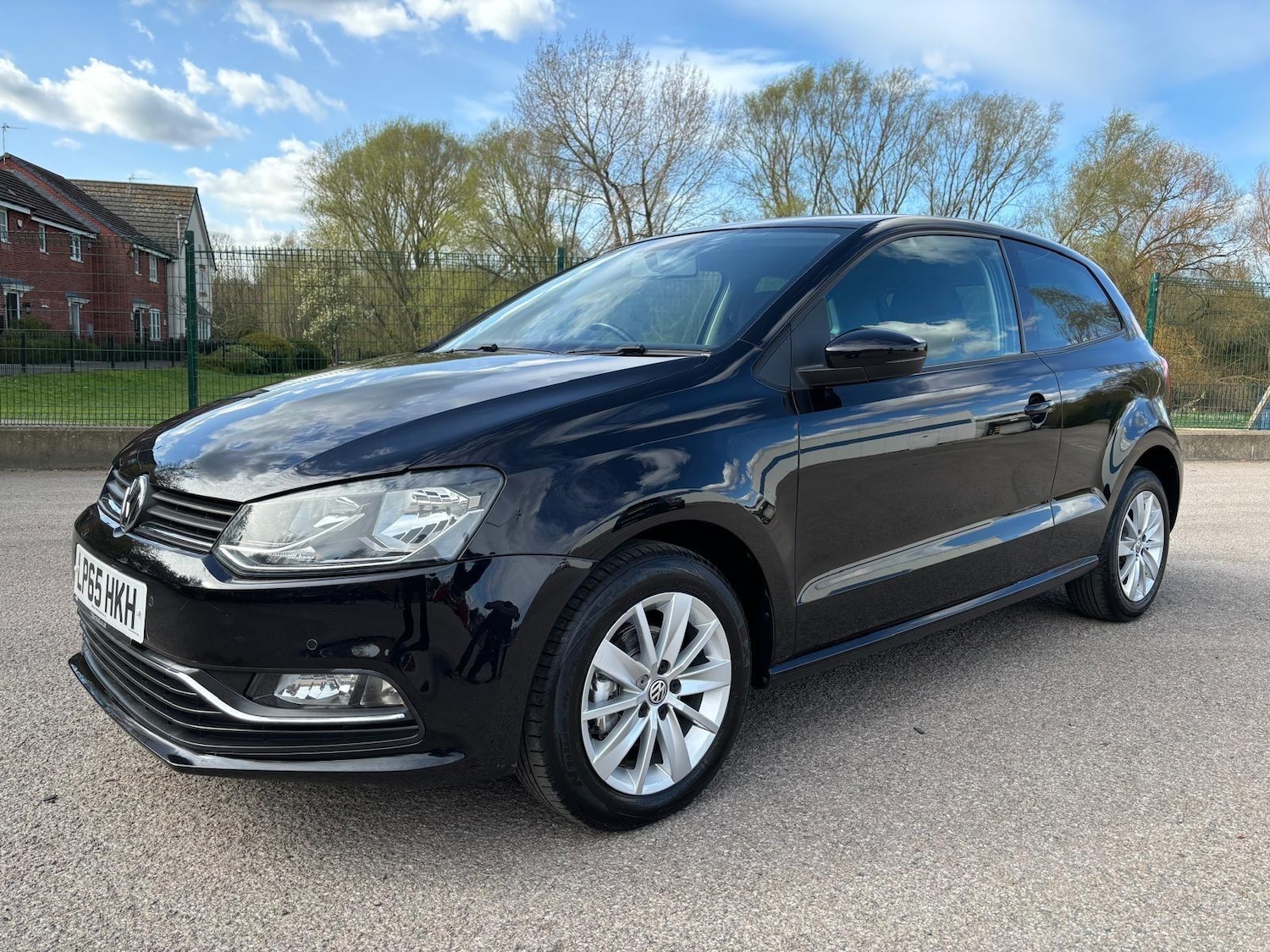 Used Volkswagen Polo 2015 for sale - 78205311: Photo 6