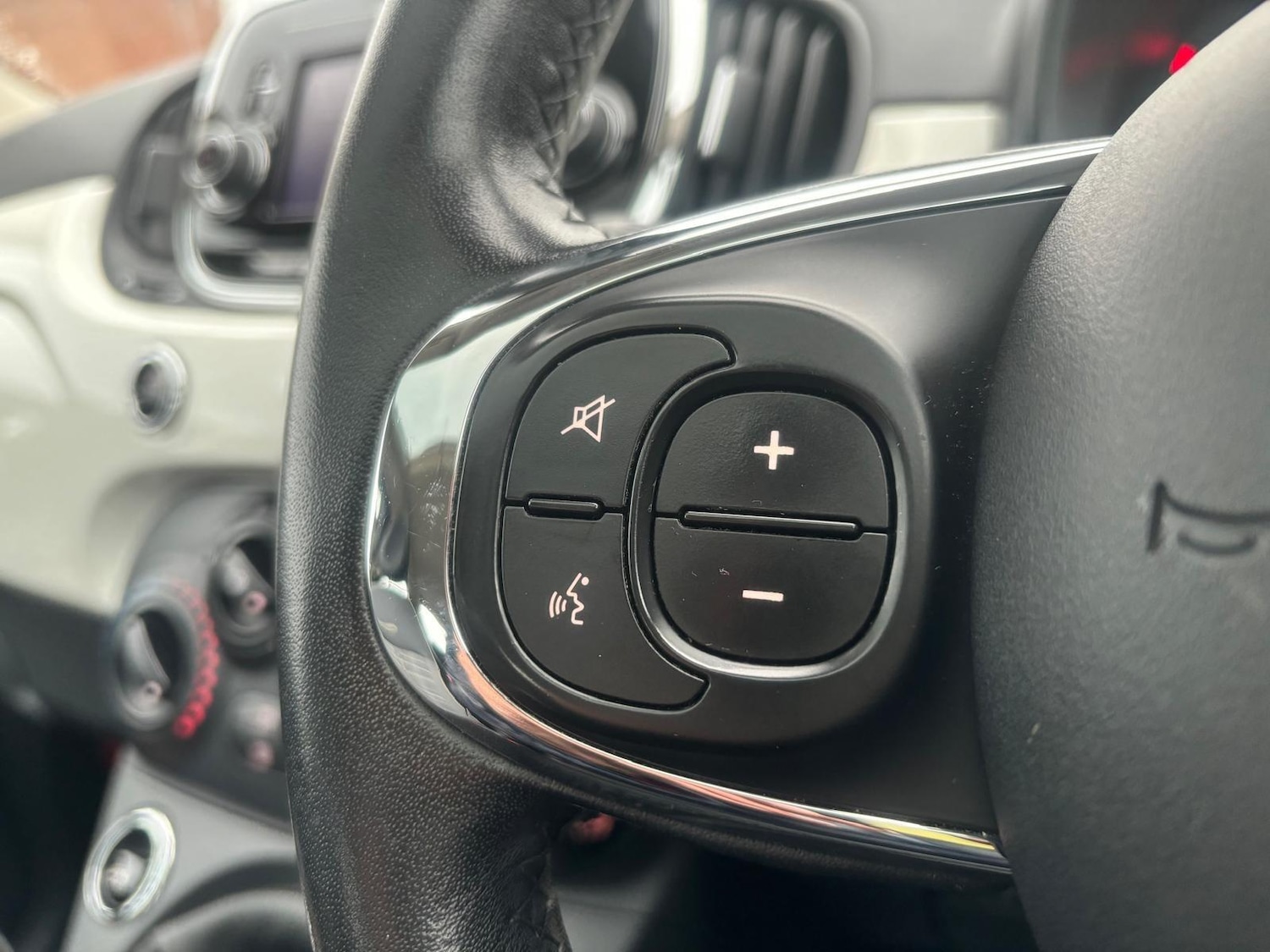 Used Fiat 500 2016 for sale - 76926673: Photo 6