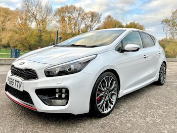 Used Kia Ceed 2015 for sale - 76527807: Photo